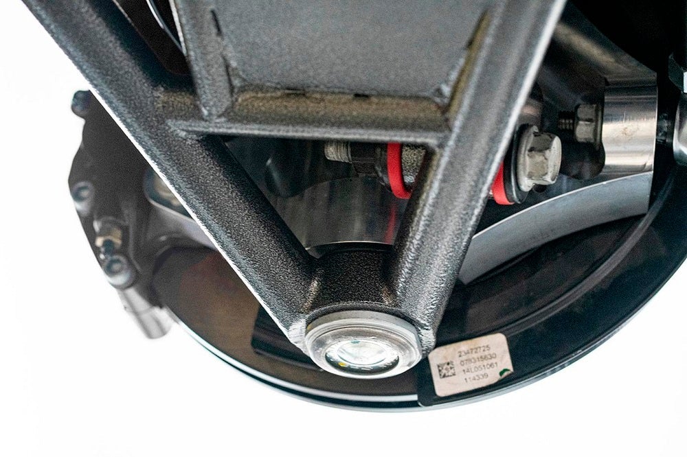 C7 17" Conversion Kit By Carlyle Racing, Solid Rotors, Red Calipers - Image 3