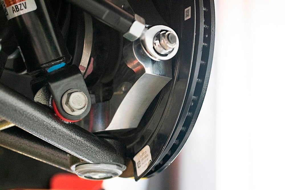 C7 17" Conversion Kit By Carlyle Racing, Solid Rotors, Red Calipers - Image 5