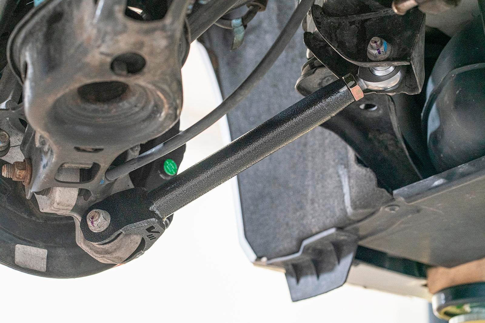 CTS V-3 15" Conversion Kit By Carlyle Racing, Drilled And Slotted Rotors, Black Calipers - Image 4