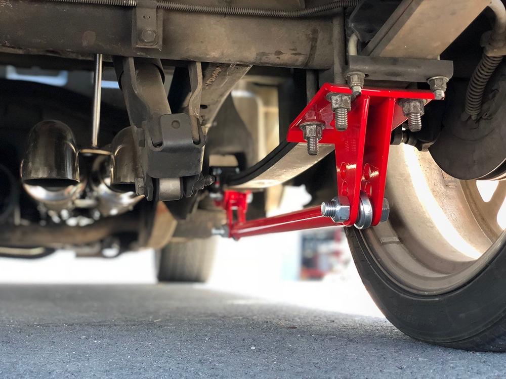 Silverado & Sierra Traction Bars 1988-2023 (Axle Flipped Trucks) Red - Image 3